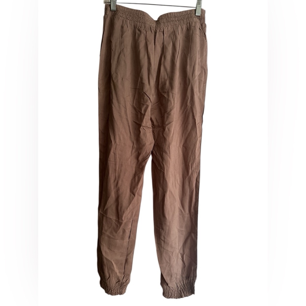 hanger Tan Elastic Waist Elastic Ankle Sheer Pants - Picture 4 of 4